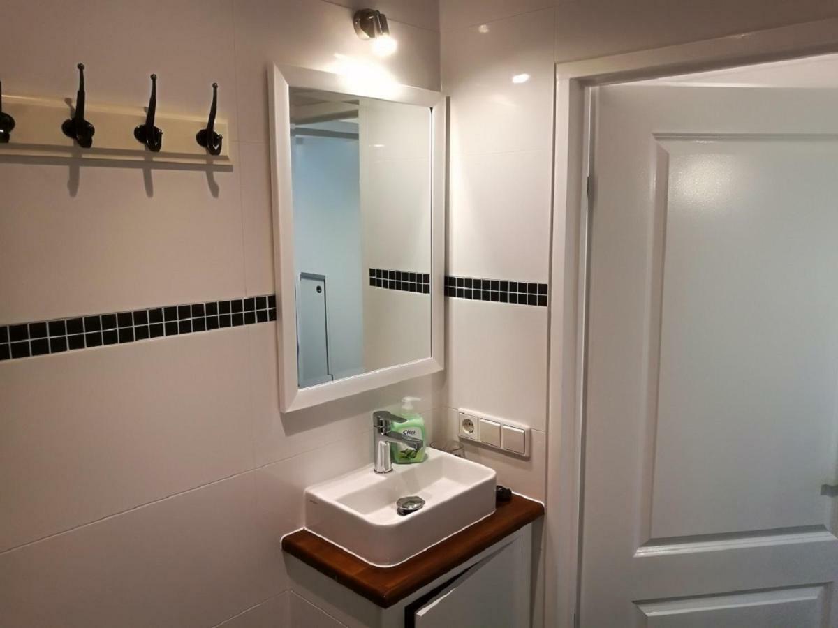 Houseboat Rose Apartment Амстердам Екстериор снимка