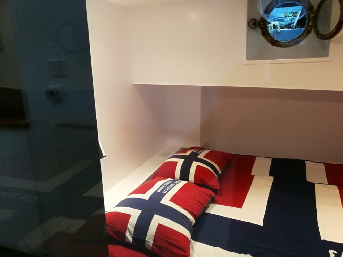 Houseboat Rose Apartment Амстердам Екстериор снимка